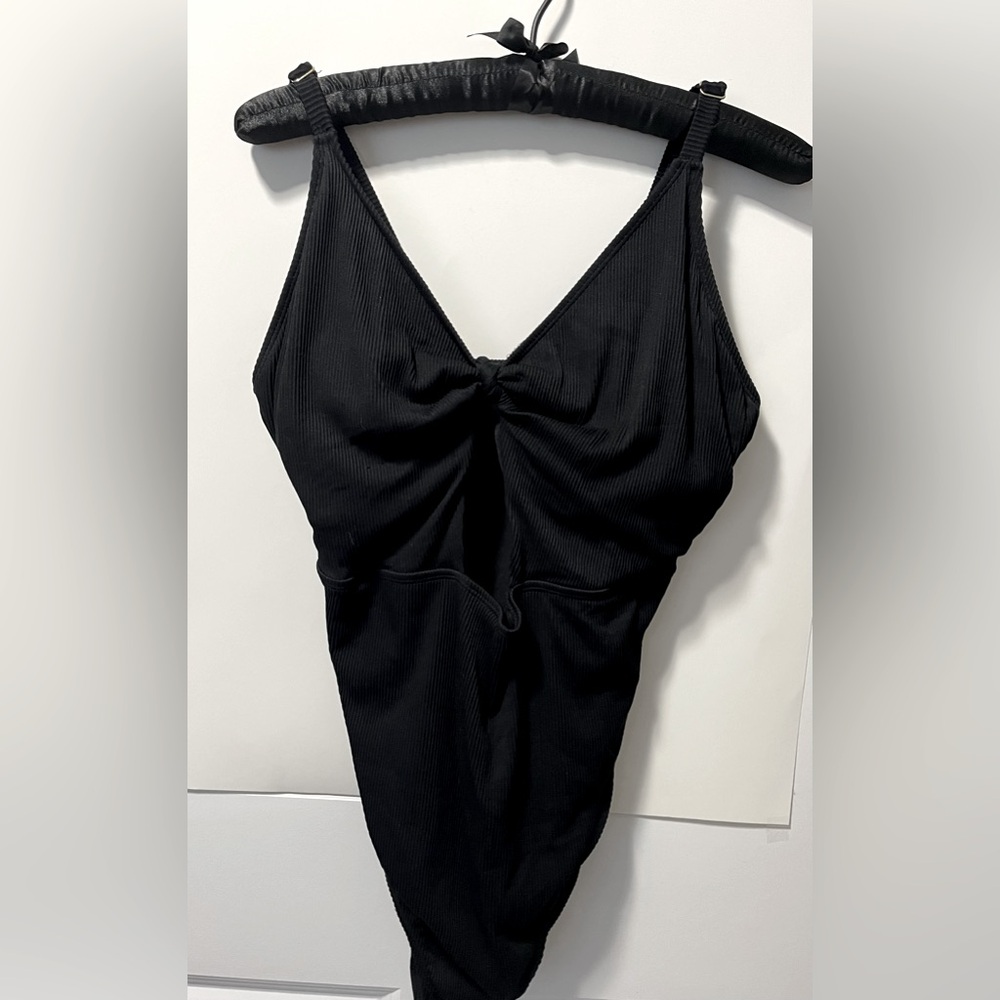 Black One Piece Bathing Suit with Keyhole Cut Out 2X
